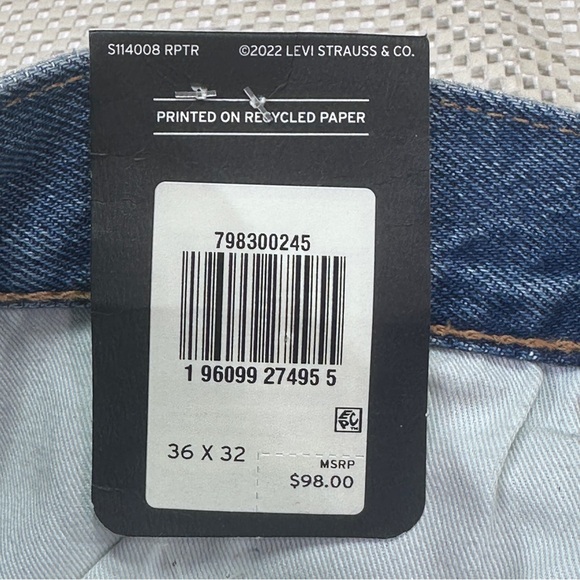 Levi's® Premium 501 ‘93 Straight Fit Paint Splatter Distressed Jeans - Picture 10 of 10